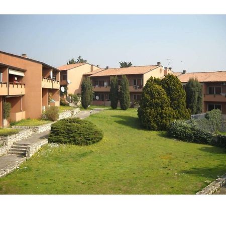 Appartamento Comodo Al Lago E Gardaland Castelnuovo del Garda Exterior photo